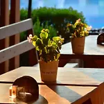 Te Stela & Θέρετρο 4*