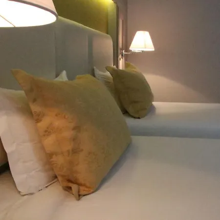 Te Stela & Semesteranläggning (resort) 4*