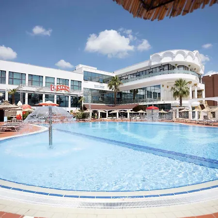 Te Stela & Resort Yrsheku