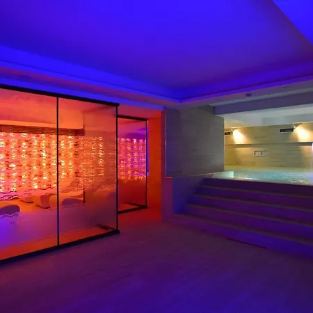 Te Stela & Resort 4*
