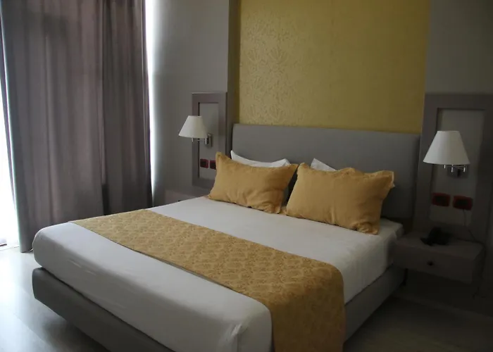 Te Stela & Üdülőközpont 4*